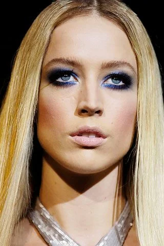Look 25